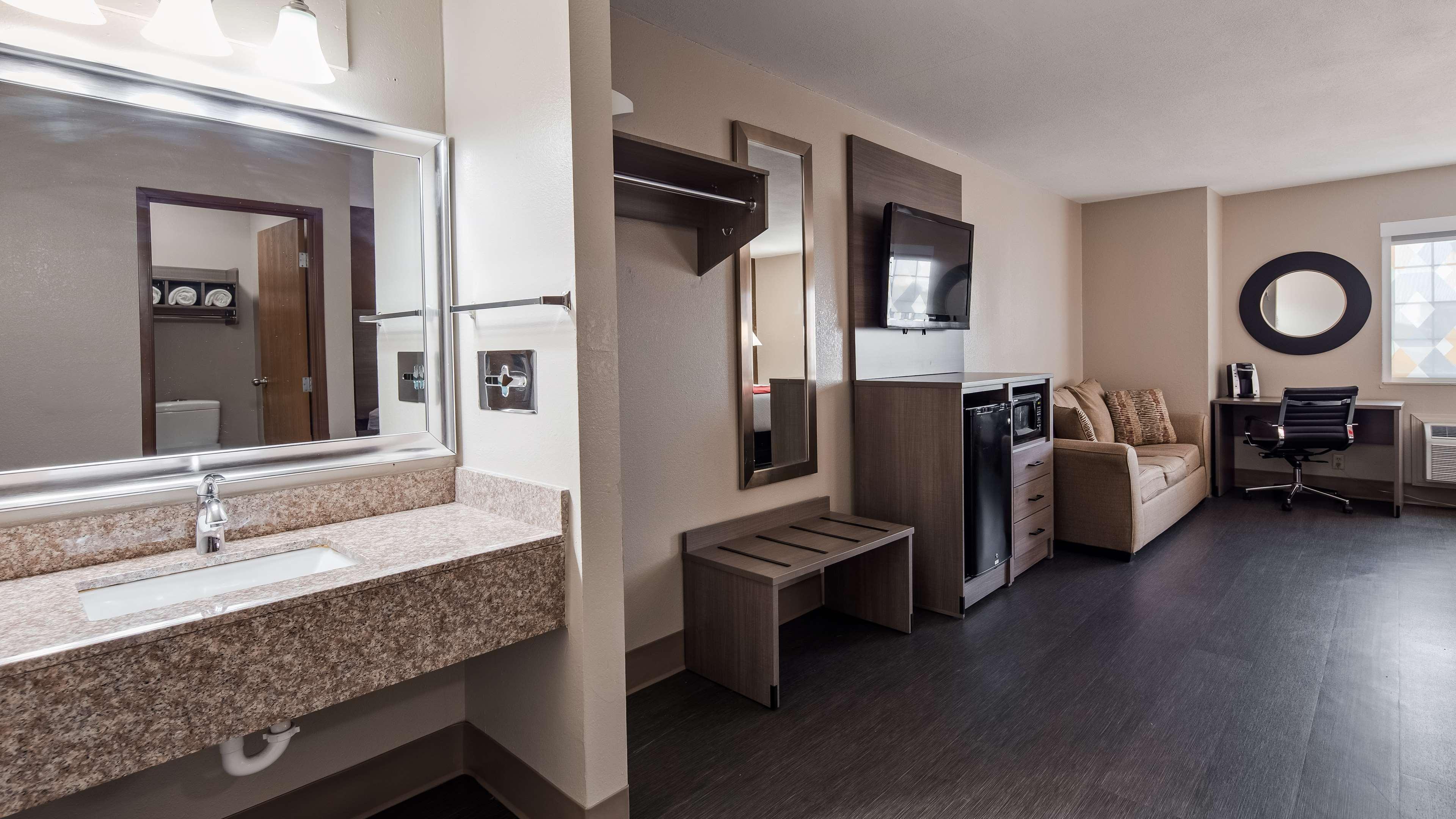Surestay Plus Hotel By Best Western Kearney Bagian luar foto
