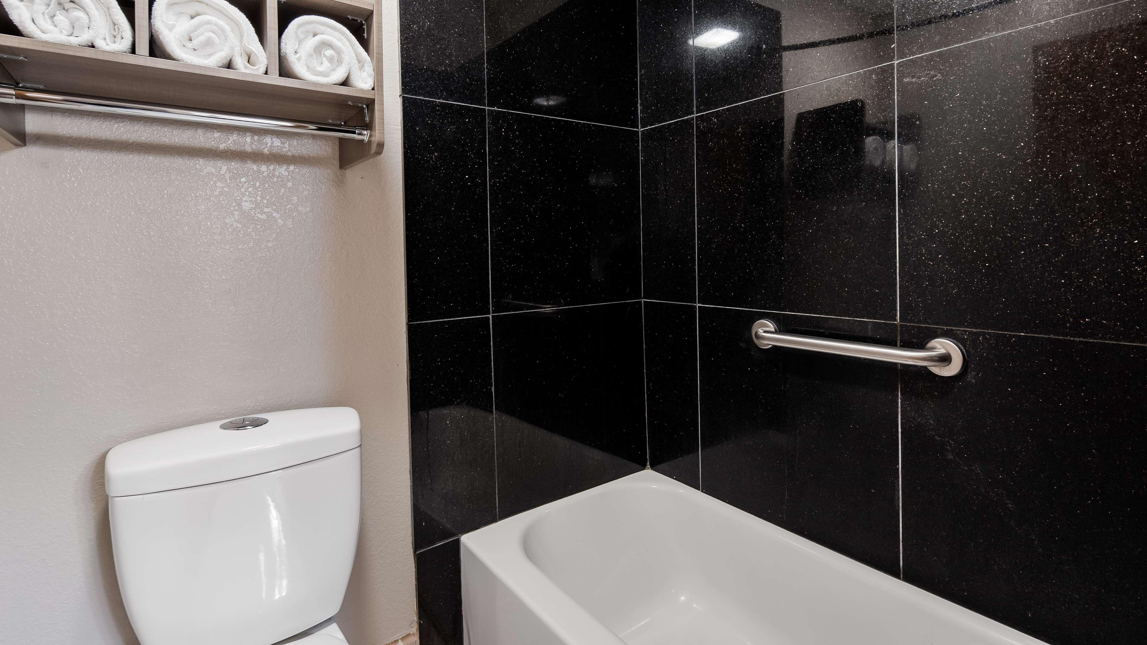 Surestay Plus Hotel By Best Western Kearney Bagian luar foto