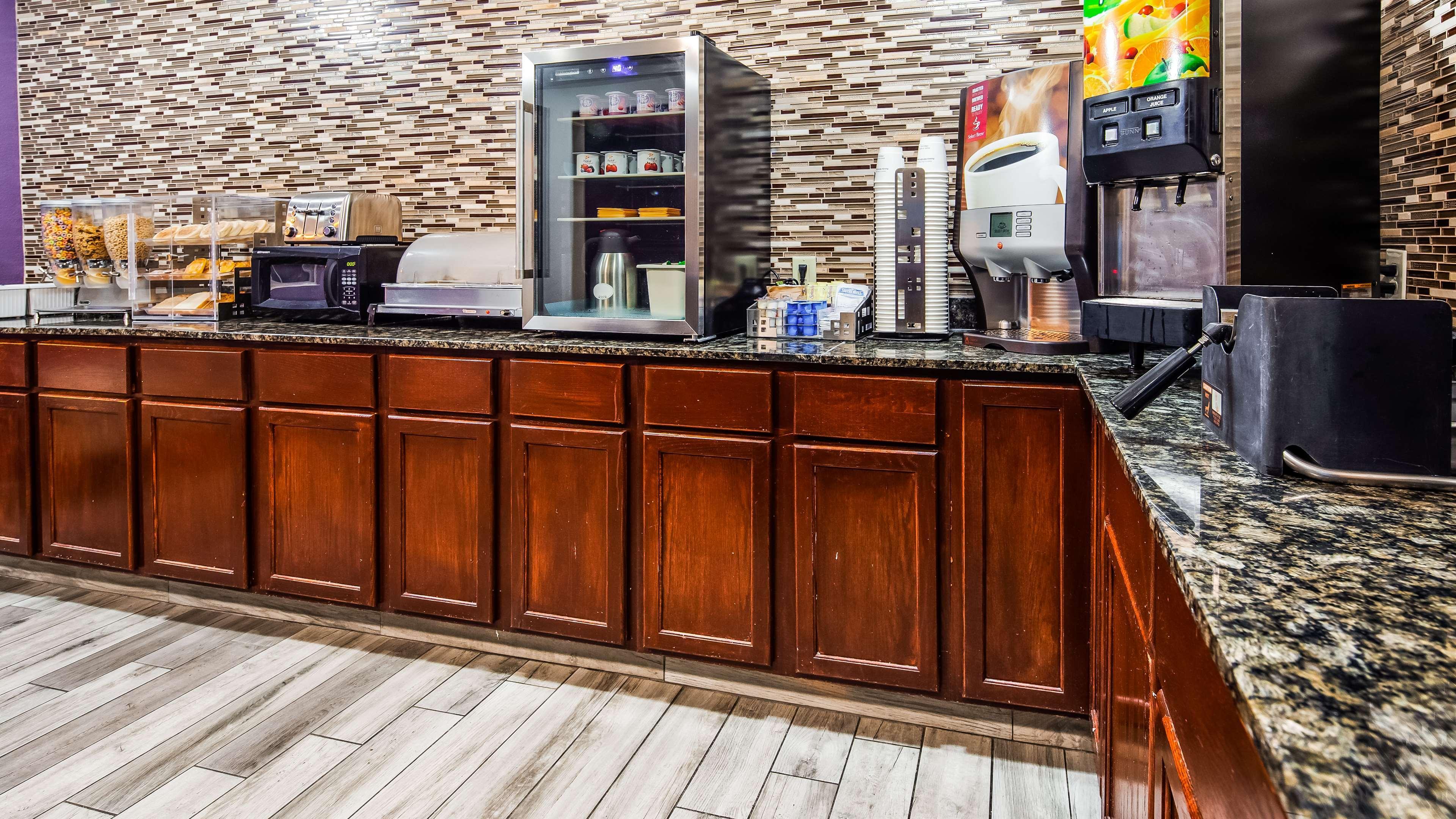Surestay Plus Hotel By Best Western Kearney Bagian luar foto
