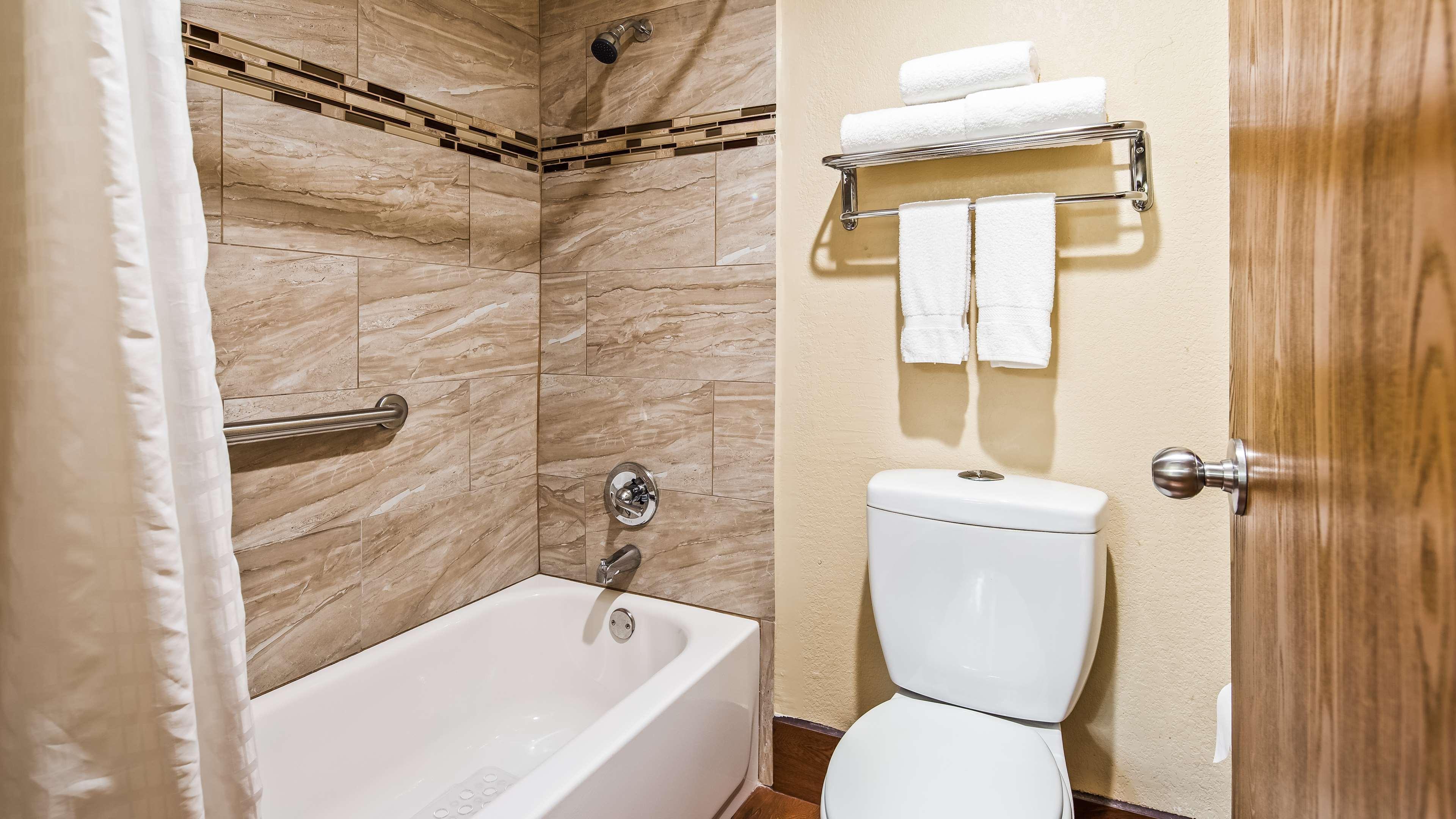 Surestay Plus Hotel By Best Western Kearney Bagian luar foto