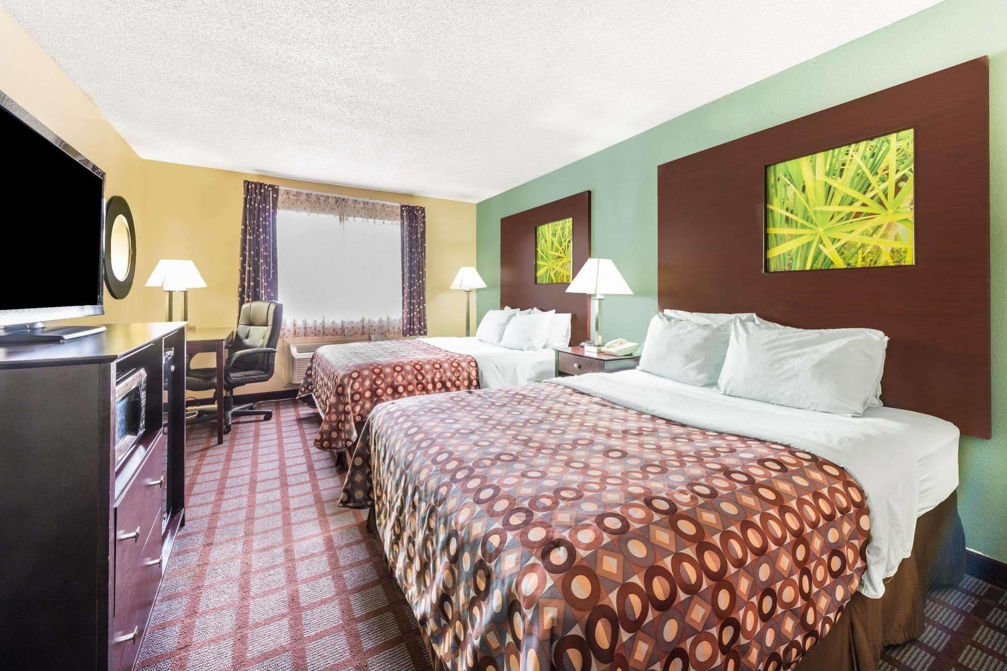 Surestay Plus Hotel By Best Western Kearney Bagian luar foto