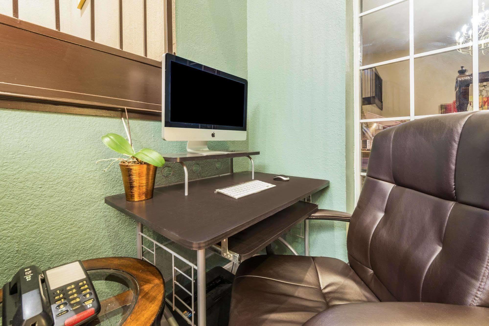 Surestay Plus Hotel By Best Western Kearney Bagian luar foto