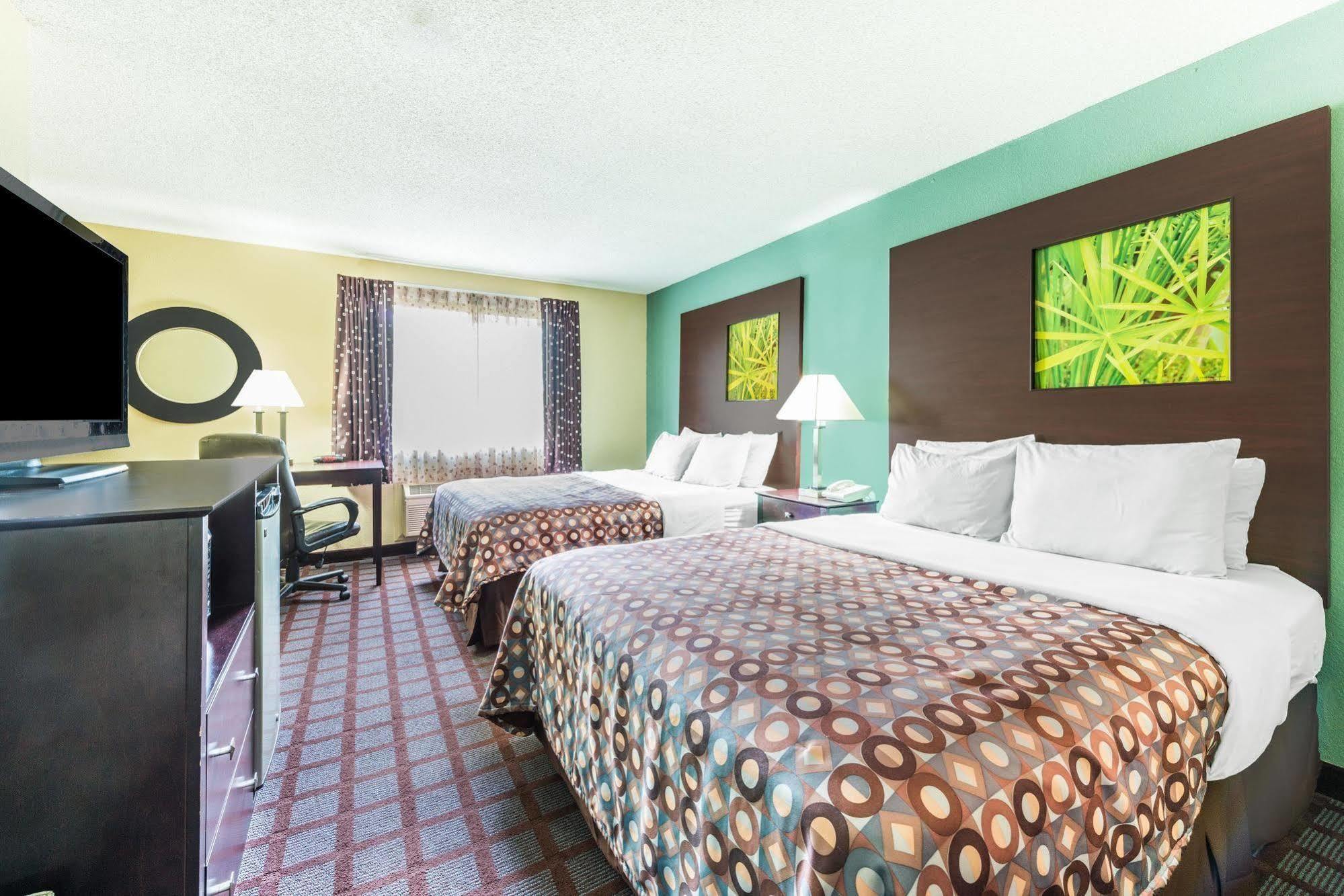 Surestay Plus Hotel By Best Western Kearney Bagian luar foto